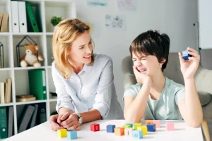 رفتارهای کلیشه ای در اتیسم