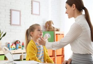 آپراکسی گفتار دوران کودکی چیست؟