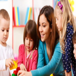 ✨ جشنواره ویژه کلینیک لبخند؛ هدیه‌های شگفت‌انگیز و تخفیف‌های عالی برای درمان لکنت زبان کودک، فرصتی ناب برای رشد و آینده روشن فرزندتان 💖 کلینیک لبخند
