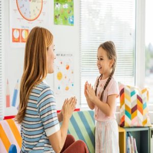 8 خطای تربیتی که مشکلات رفتاری کودک را تشدید میکند